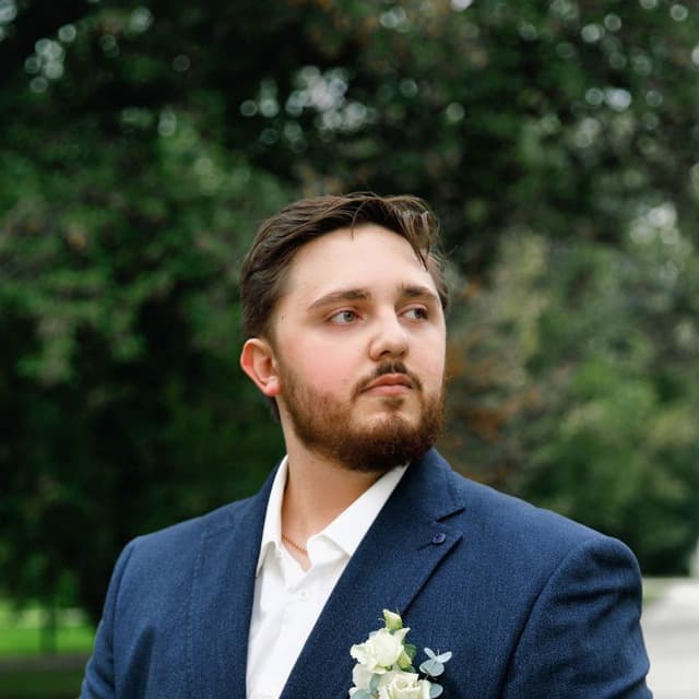 Павел Авнабов